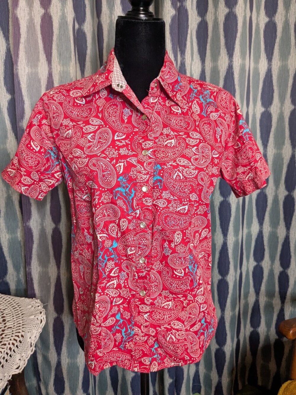 Wrangler Blues Red Paisley Western Shirt S Petite | Rodeo Cowgirl Snap Top